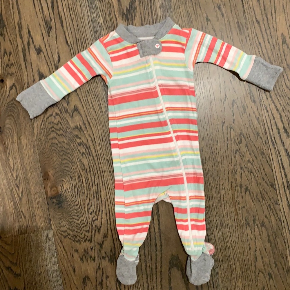 Burt’s Bees • Zip Up Sleeper